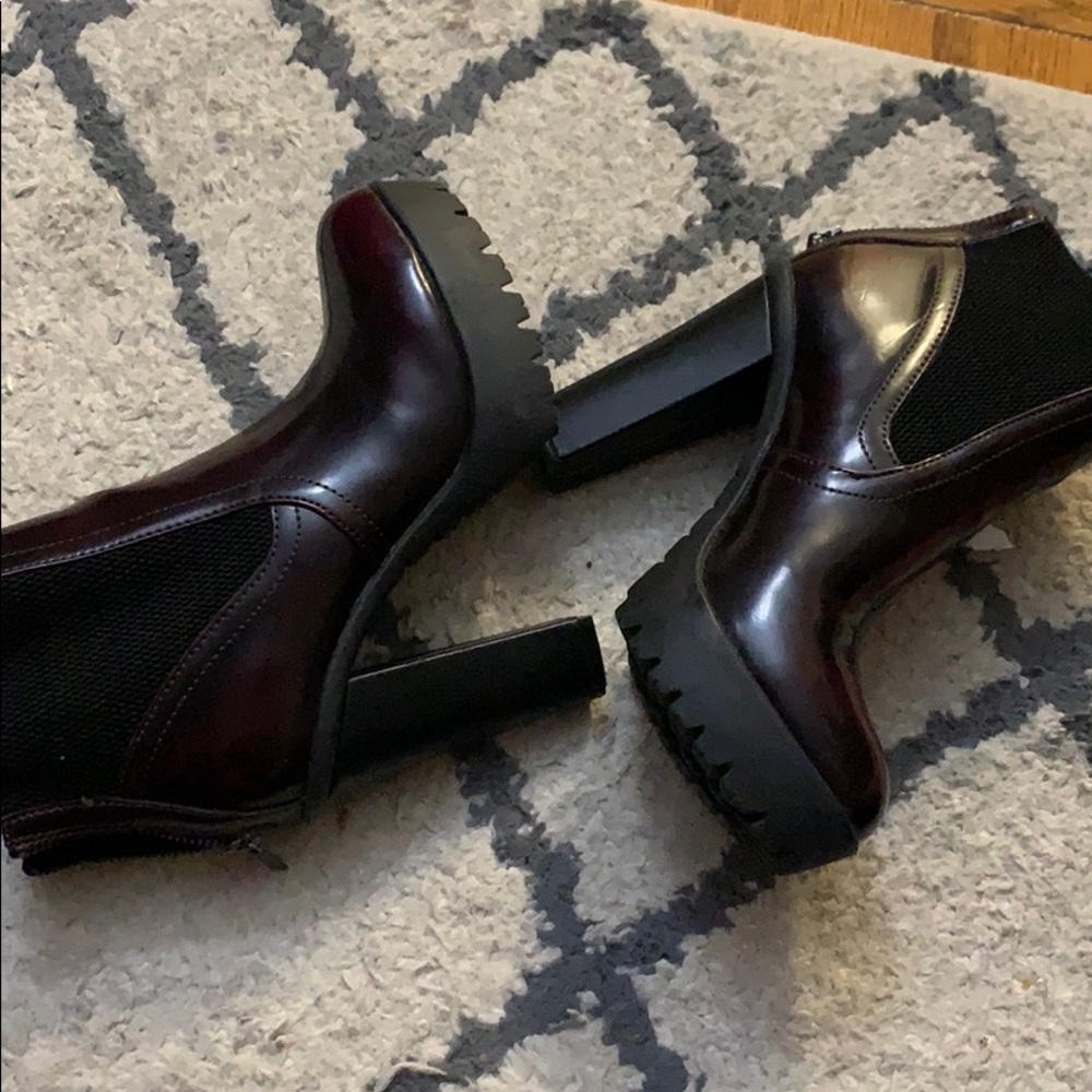 Steve Madden boots